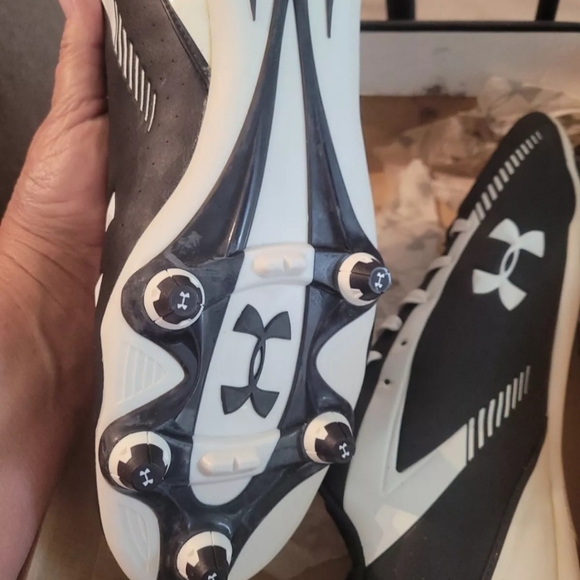 Men's Under Armour Cleats Nitro Size 13.5 NIB - Picture 4 of 8